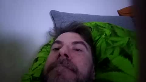 lukypuky232137993 online show from 04-01-26, 07:53