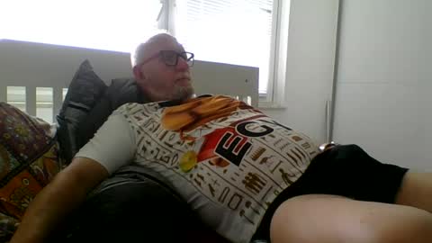 Snapshot of luley58 chatting on 06-29-26, 09:48 luley58 online show from 06-29-26, 09:48