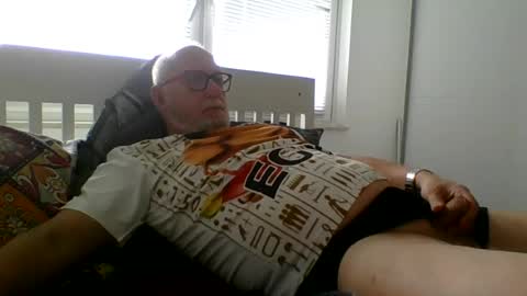 Snapshot of luley58 chatting on 06-29-26, 10:15 luley58 online show from 06-29-26, 10:15