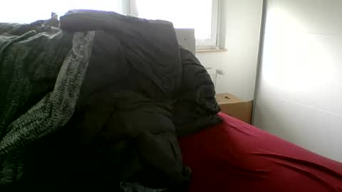 Snapshot of luley58 chatting on 07-17-26, 09:27 luley58 online show from 07-17-26, 09:27