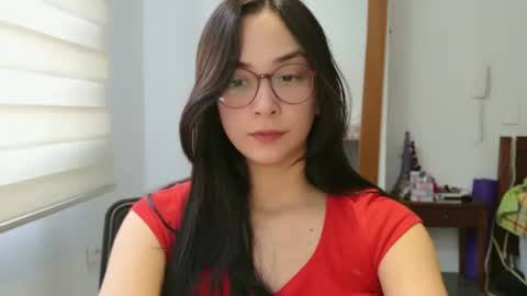 Luli online show from 06-17-26, 01:34
