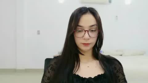 Luli online show from 06-24-26, 11:42