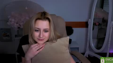 Lily online show from 02-04-26, 09:53