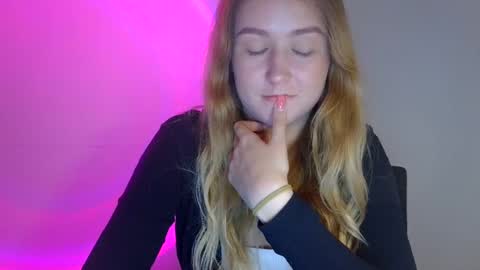 Lulu Baby18 online show from 10-01-25, 08:15