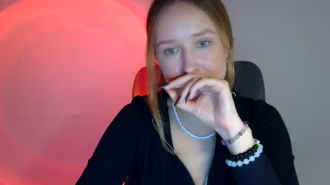 Lulu Baby18 online show from 10-17-25, 05:37