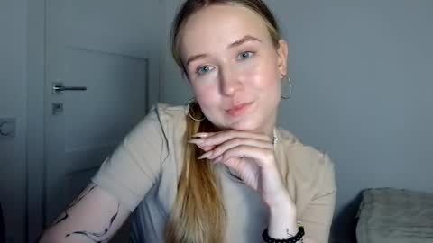 Lulu Baby18 online show from 04-30-26, 08:57