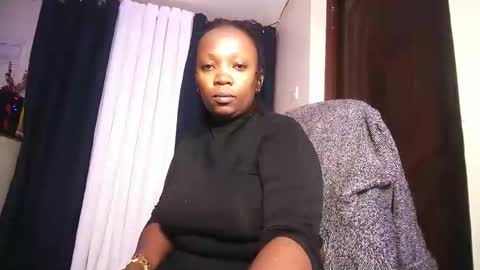 lulu_sparks1 online show from 05-04-26, 03:57