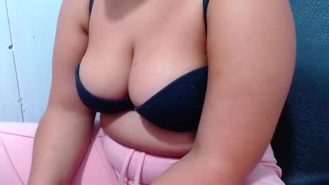  Lulu  online show from 02-07-25, 08:10