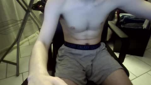 Snapshot of luluarsss chatting on 01-18-26, 12:25 luluarsss online show from 01-18-26, 12:25