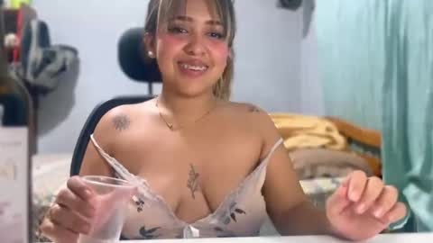 lulunini2004 online show from 02-03-26, 06:22