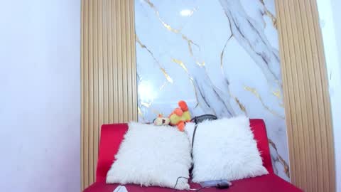 LULU online show from 03-25-26, 07:31