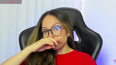 luluuberry online show from 12-17-25, 06:47