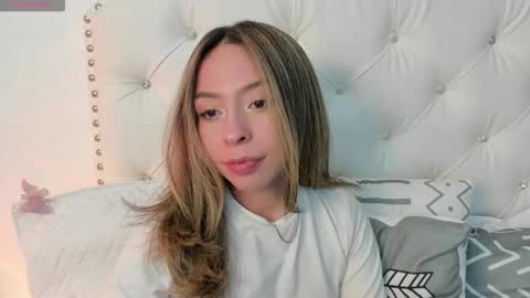 luluuberry online show from 03-11-26, 08:59