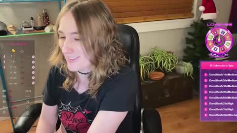 Lulu online show from 12-15-24, 04:18