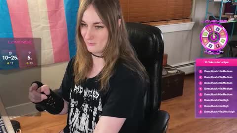 Lulu online show from 02-21-26, 04:57