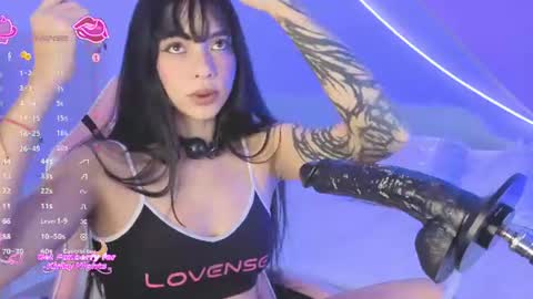 Lulu online show from 06-21-26, 01:57