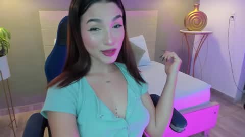 L U M A online show from 09-17-25, 03:08