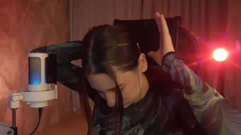 Amelia online show from 09-19-25, 12:56