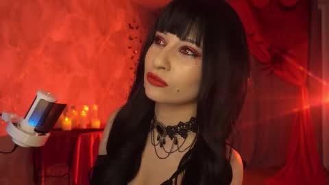 Amelia online show from 10-05-25, 12:53