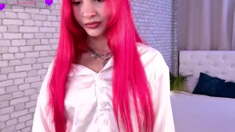 Monica online show from 09-30-25, 01:38