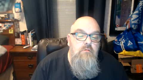 Snapshot of lump420 chatting on 08-02-26, 02:32 lump420 online show from 08-02-26, 02:32