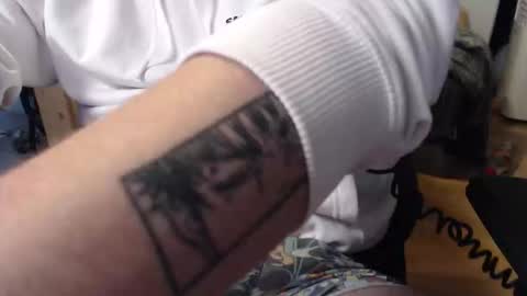 Snapshot of lumpie2508 chatting on 10-20-25, 10:10 lumpie2508 online show from 10-20-25, 10:10