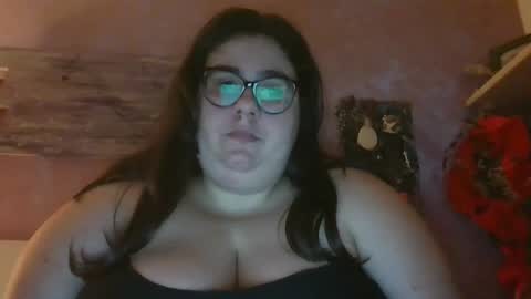 luna0025 online show from 05-13-26, 07:55
