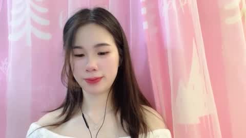 Luna online show from 04-21-26, 02:51