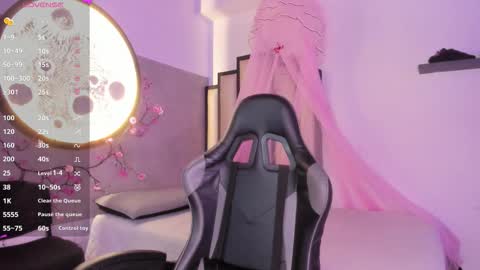 Snapshot of luna__02 chatting on 03-12-26, 11:49 Luna online show from 03-12-26, 11:49