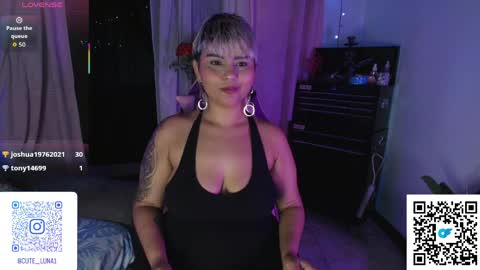 Snapshot of luna__cute chatting on 03-30-26, 11:39 Luna online show from 03-30-26, 11:39