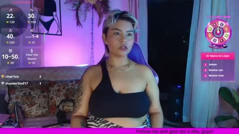 Snapshot of luna__cute chatting on 04-17-26, 12:24 Luna online show from 04-17-26, 12:24