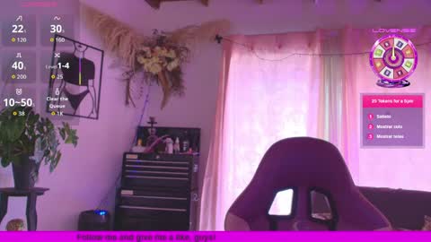 Snapshot of luna__cute chatting on 05-02-26, 04:34 Luna online show from 05-02-26, 04:34