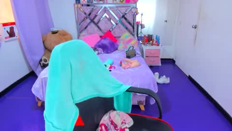 luna_analya online show from 05-02-26, 06:57