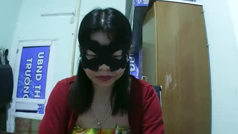 luna_beauty25 online show from 11-18-25, 02:54