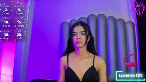 luna_bella_23 online show from 06-07-26, 04:05