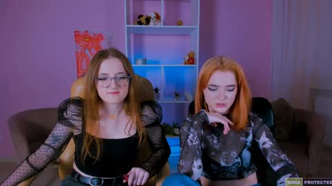 luna_berryy online show from 12-27-24, 08:50