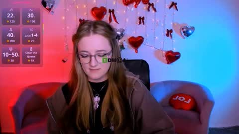 luna_berryy online show from 02-28-26, 08:43