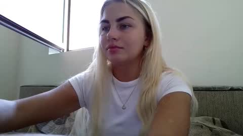 luna_blazer online show from 09-10-25, 08:47