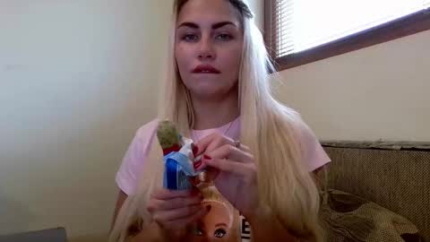 luna_blazer online show from 10-24-25, 11:50