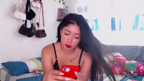 Luna charlotte95 online show from 03-25-26, 10:05