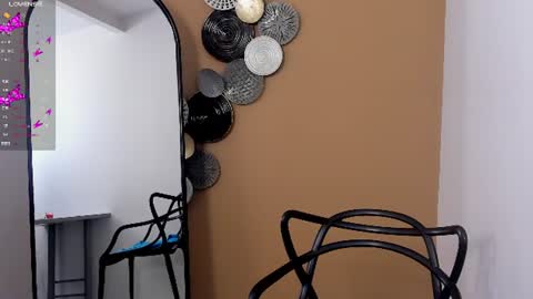 luna_cute14 online show from 06-18-26, 09:52