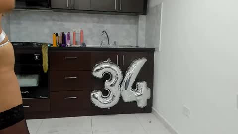 luna  online show from 01-28-25, 05:24