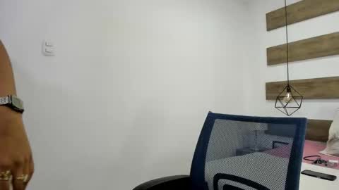 luna  online show from 10-06-25, 11:18