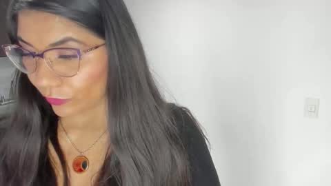 Snapshot of luna_dumont chatting on 03-22-26, 11:13 luna online show from 03-22-26, 11:13