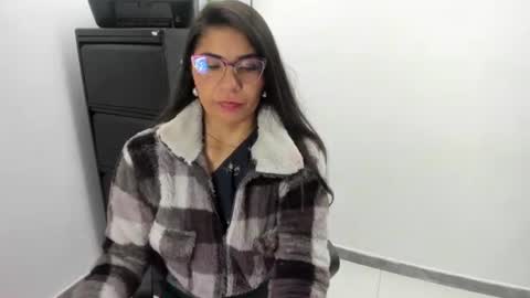 Snapshot of luna_dumont chatting on 07-06-26, 11:07 luna online show from 07-06-26, 11:07