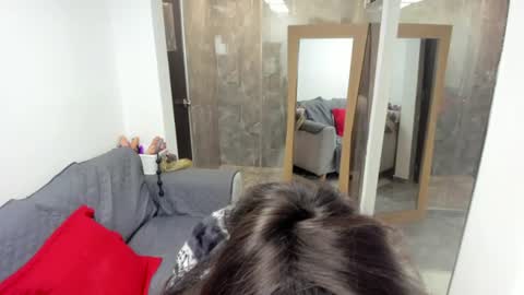 Snapshot of luna_dumont chatting on 07-25-26, 11:08 luna online show from 07-25-26, 11:08