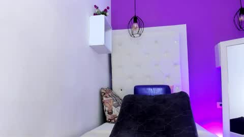 Luna online show from 11-23-25, 11:43