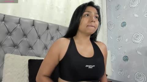 Luna Eva online show from 01-06-26, 01:59