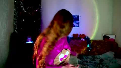 luna_evan online show from 12-19-25, 09:27