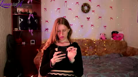 luna_evan online show from 05-19-26, 06:31